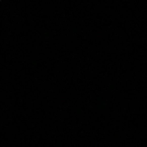 Meet your Posher, Jessica - Picture 1 of 1